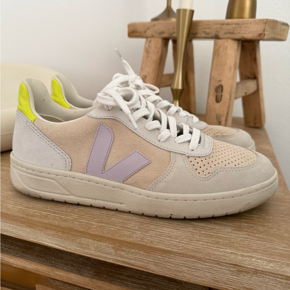Veja Sneakers
